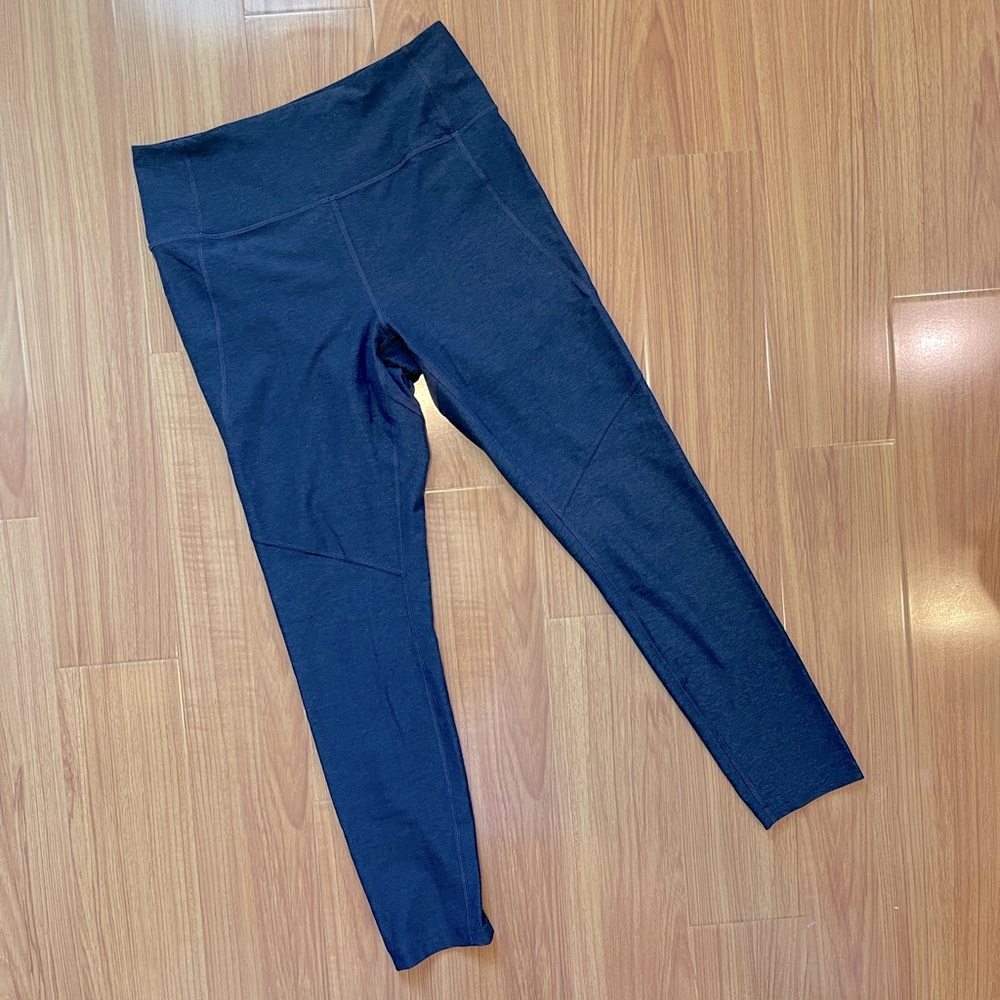 OUTDOOR VOICES WARMUP LEGGING SIZE MEDIUM